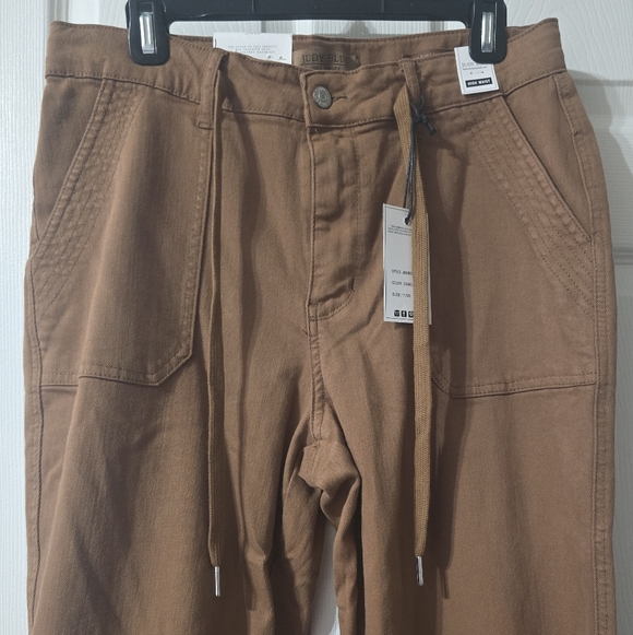 NWT Judy Blue Garmet Dyed Straight Leg Camel Colored High Waist Jeans, Sz 11/30. - Picture 3 of 11